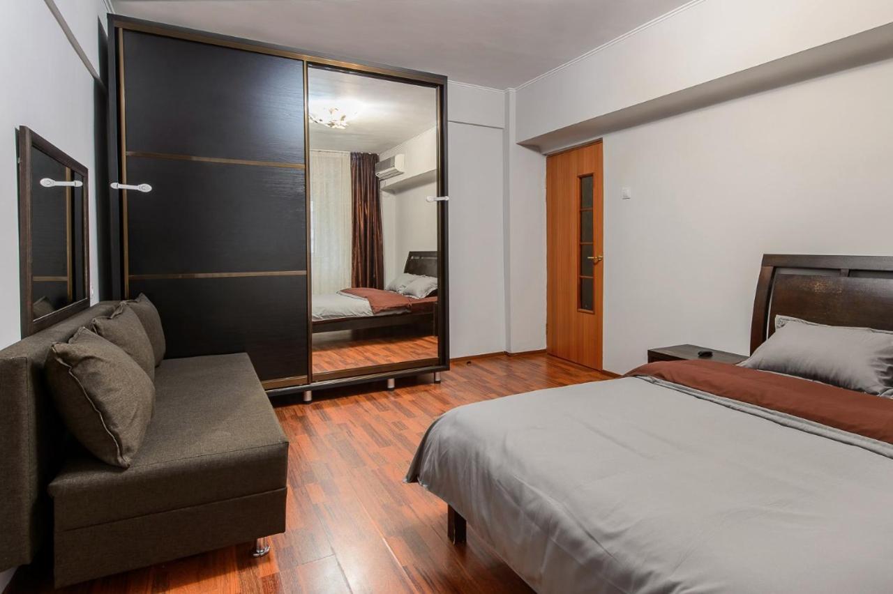 Apartments On Tole By 12 App 51 Almaty Exterior foto